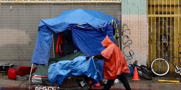 通讯：但求片瓦遮风雨——洛杉矶街头无家可归者印象